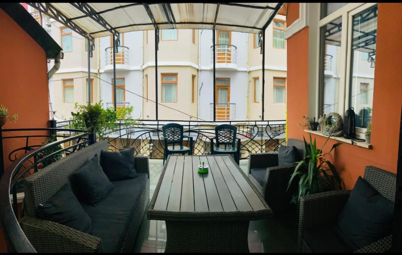 Apart Voyage Batumi Exterior photo